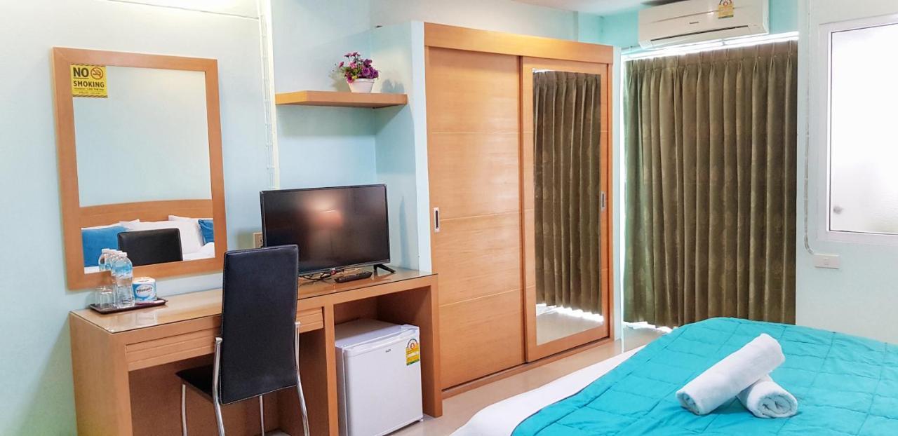 J.Residence Samut Prakan Exterior foto